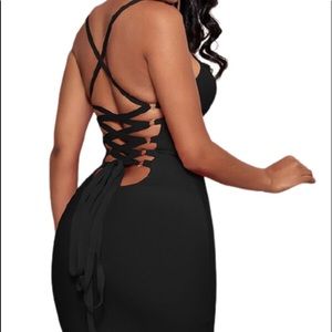 NWOT/Spaghetti strap bandage midi dress 🎄🧑🏻‍🎄